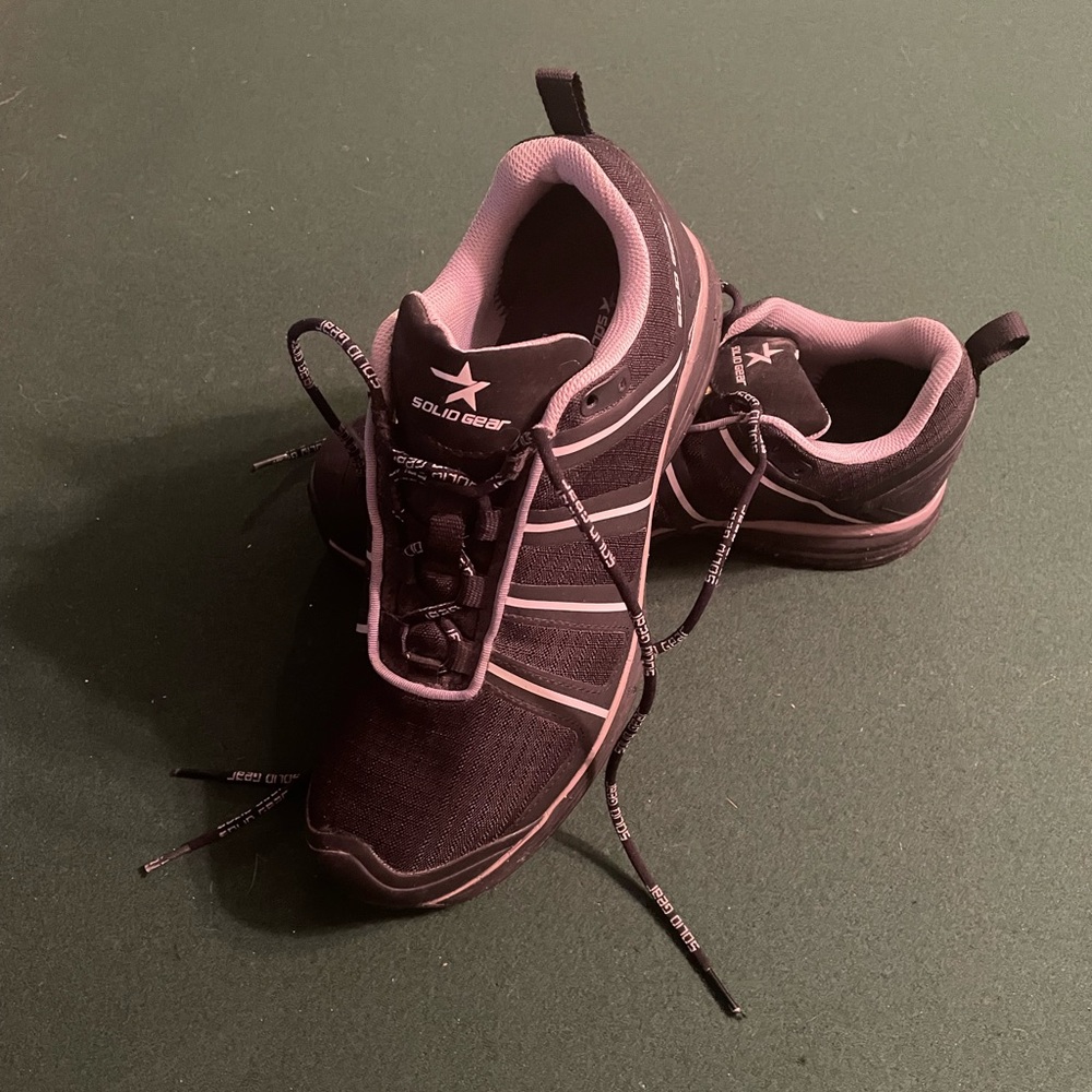 Solid Gear Athletic Work Shoes - image 1